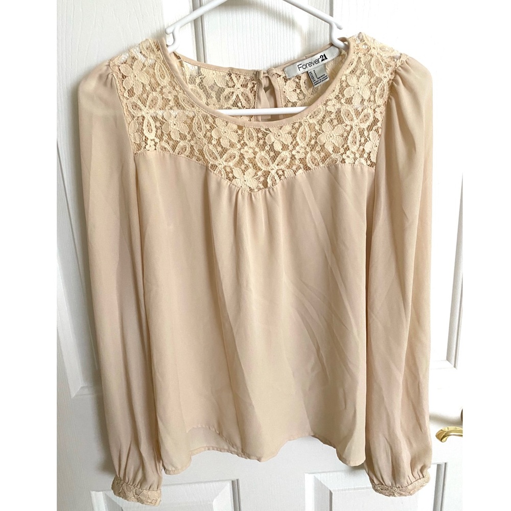 Forever 21 cream colored long sleeve shirt. Size S